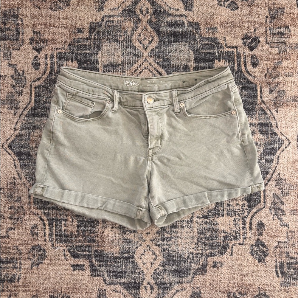 Mossimo Denim Shorts Pale Green Size 8/29R